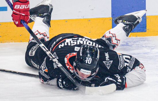 Russia Ice Hockey Kontinental League Traktor - Avtomobilist