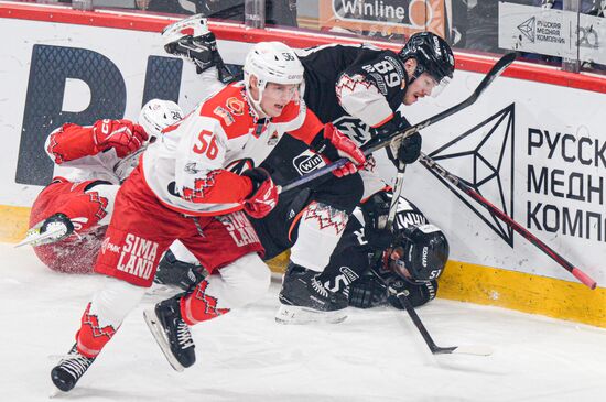 Russia Ice Hockey Kontinental League Traktor - Avtomobilist