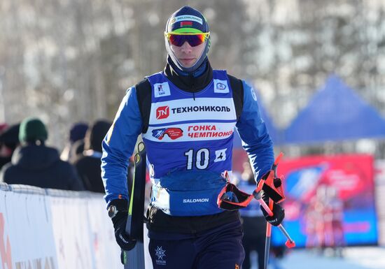 Russia Skiing Champions Race