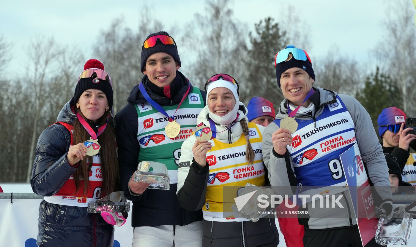 Russia Skiing Champions Race