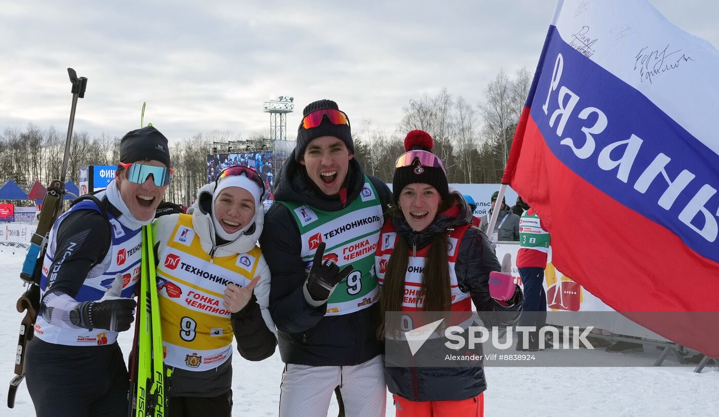 Russia Skiing Champions Race
