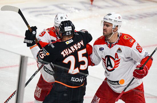 Russia Ice Hockey Kontinental League Traktor - Avtomobilist