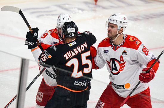 Russia Ice Hockey Kontinental League Traktor - Avtomobilist