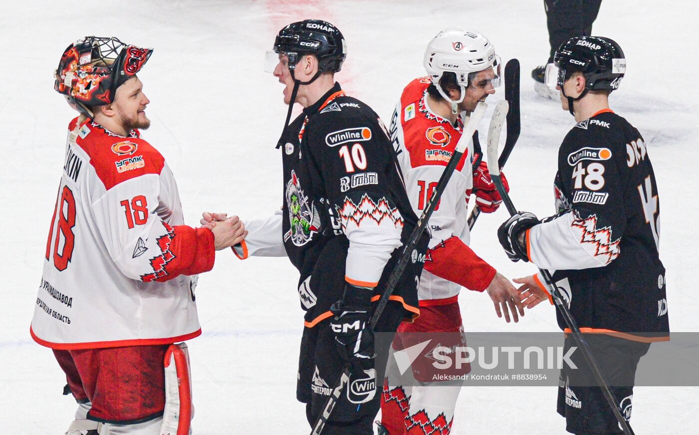 Russia Ice Hockey Kontinental League Traktor - Avtomobilist