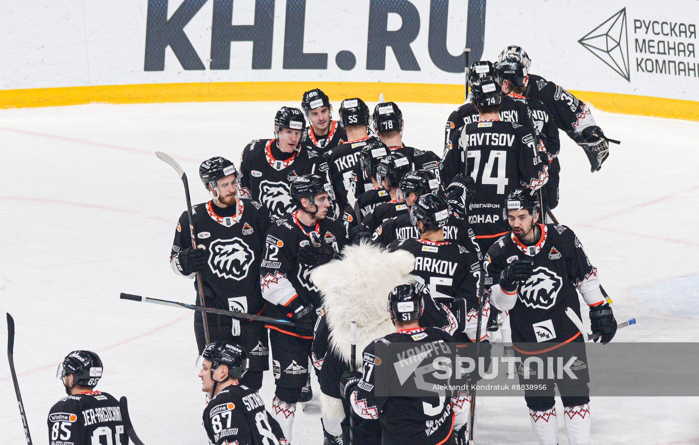 Russia Ice Hockey Kontinental League Traktor - Avtomobilist