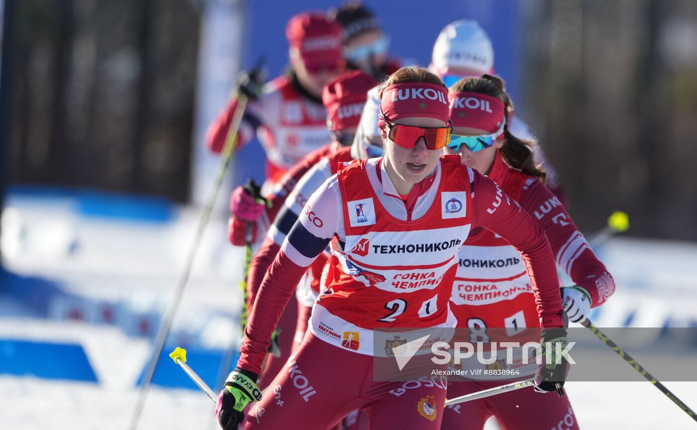 Russia Skiing Champions Race