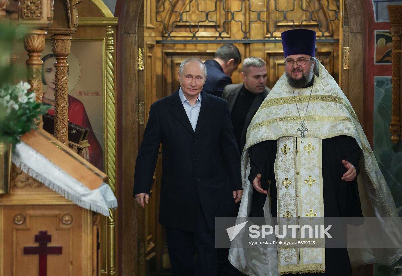 Russia Putin Religion Orthodox Christmas