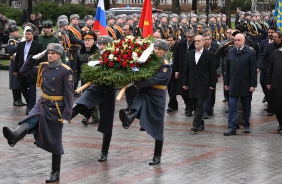 Russia Iran Wreath Laying