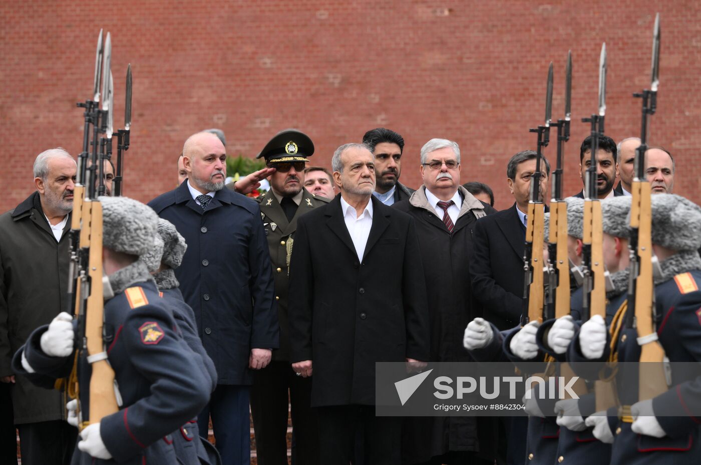 Russia Iran Wreath Laying