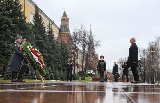 Russia Iran Wreath Laying