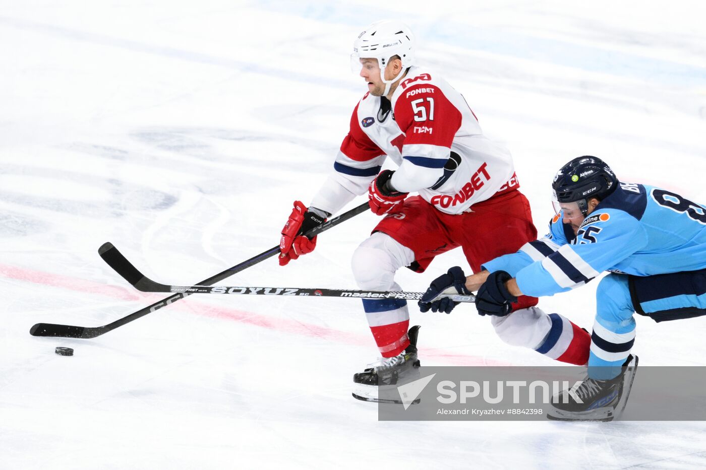 Russia Ice Hockey Kontinental League Sibir - Lokomotiv