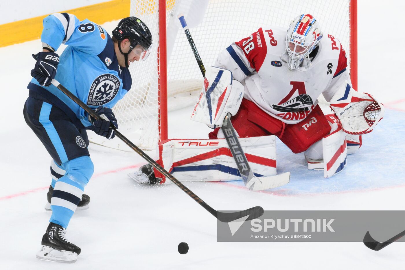 Russia Ice Hockey Kontinental League Sibir - Lokomotiv