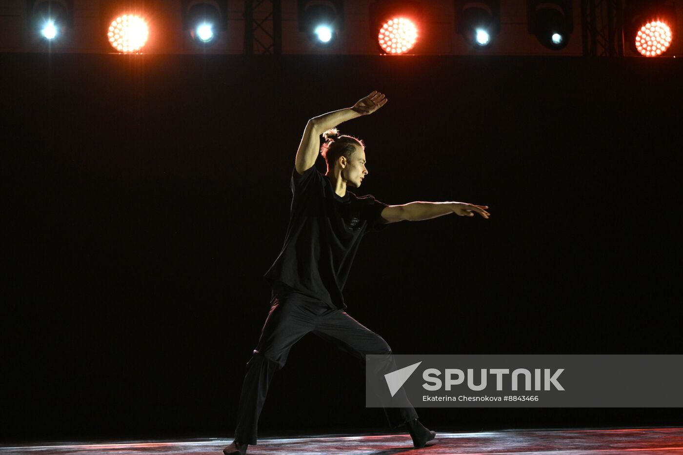 Russia Ballet Modern Choreography Rehearsal