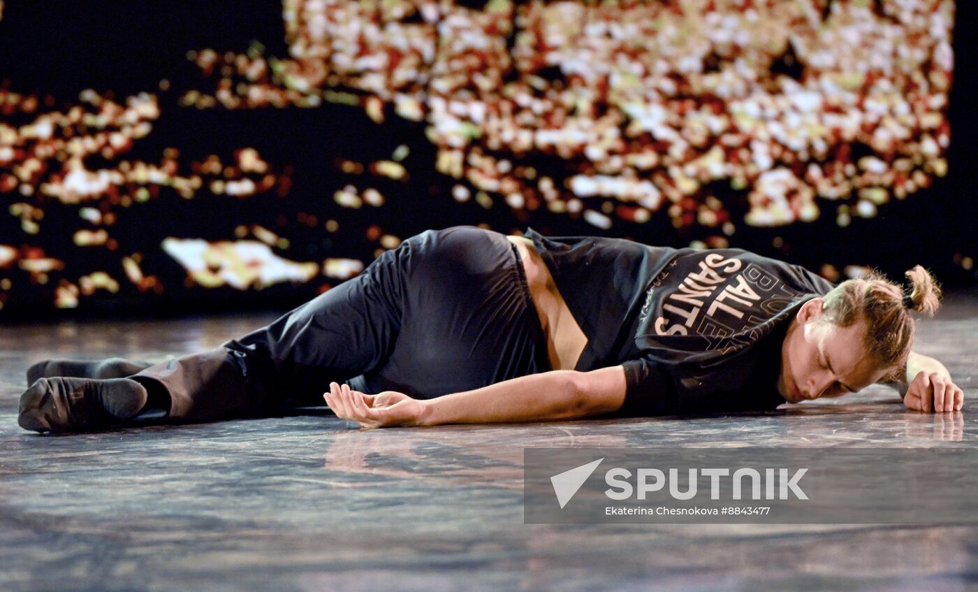 Russia Ballet Modern Choreography Rehearsal