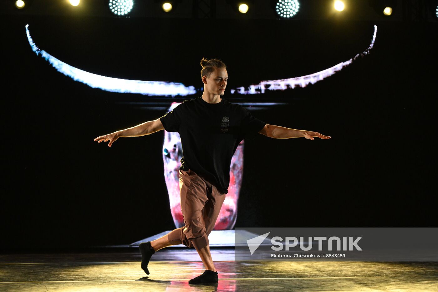 Russia Ballet Modern Choreography Rehearsal