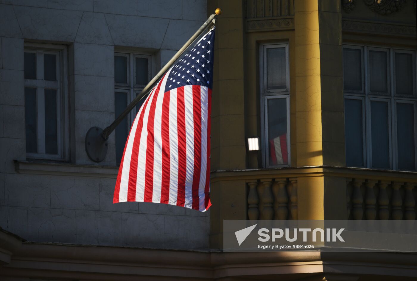 Russia US Embassy Flag