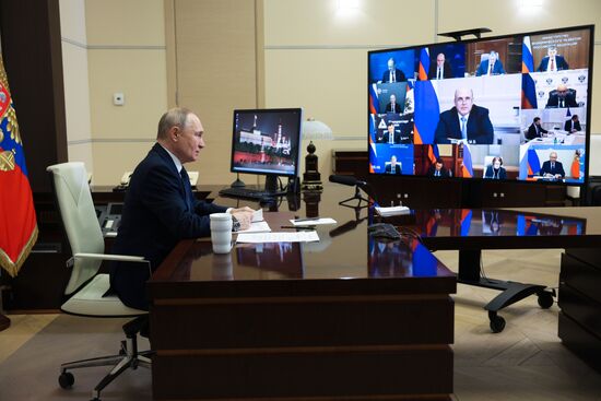 Russia Putin Economy