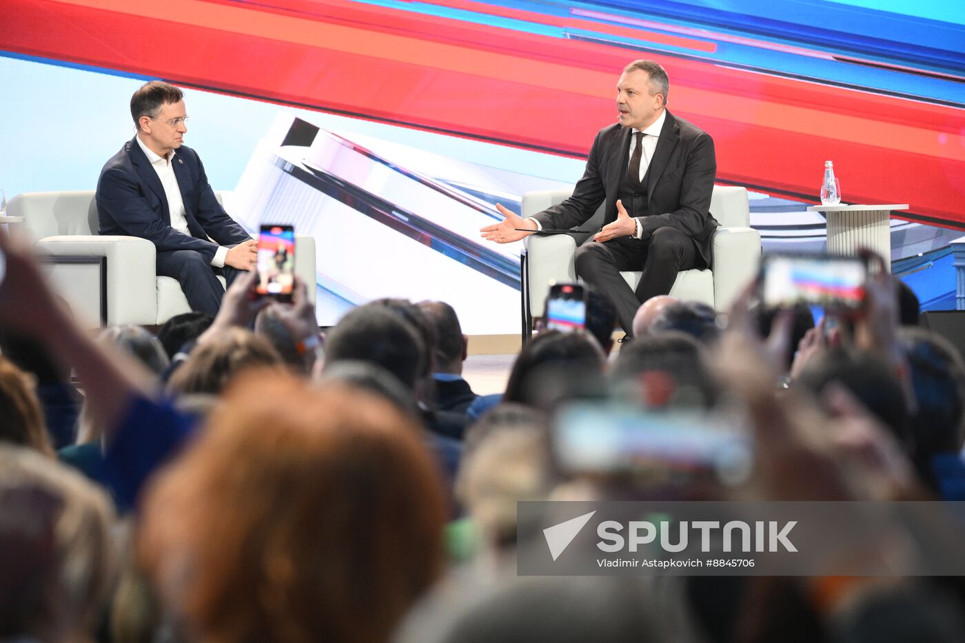 Russia Znaniye Forum