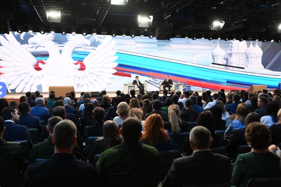 Russia Znaniye Forum