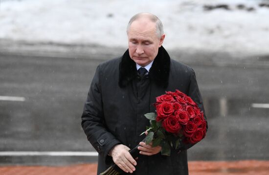 Russia Putin WWII Leningrad Siege Lifting Anniversary