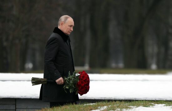 Russia Putin WWII Leningrad Siege Lifting Anniversary