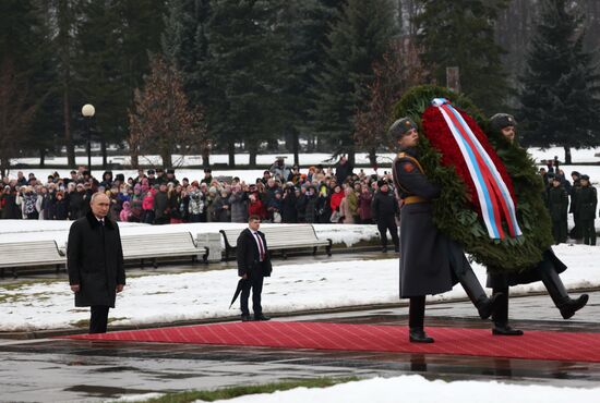 Russia Putin WWII Leningrad Siege Lifting Anniversary