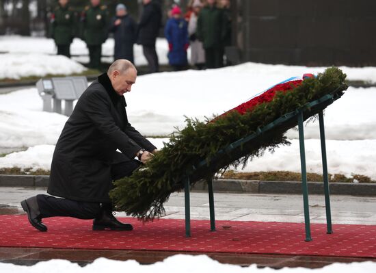 Russia Putin WWII Leningrad Siege Lifting Anniversary