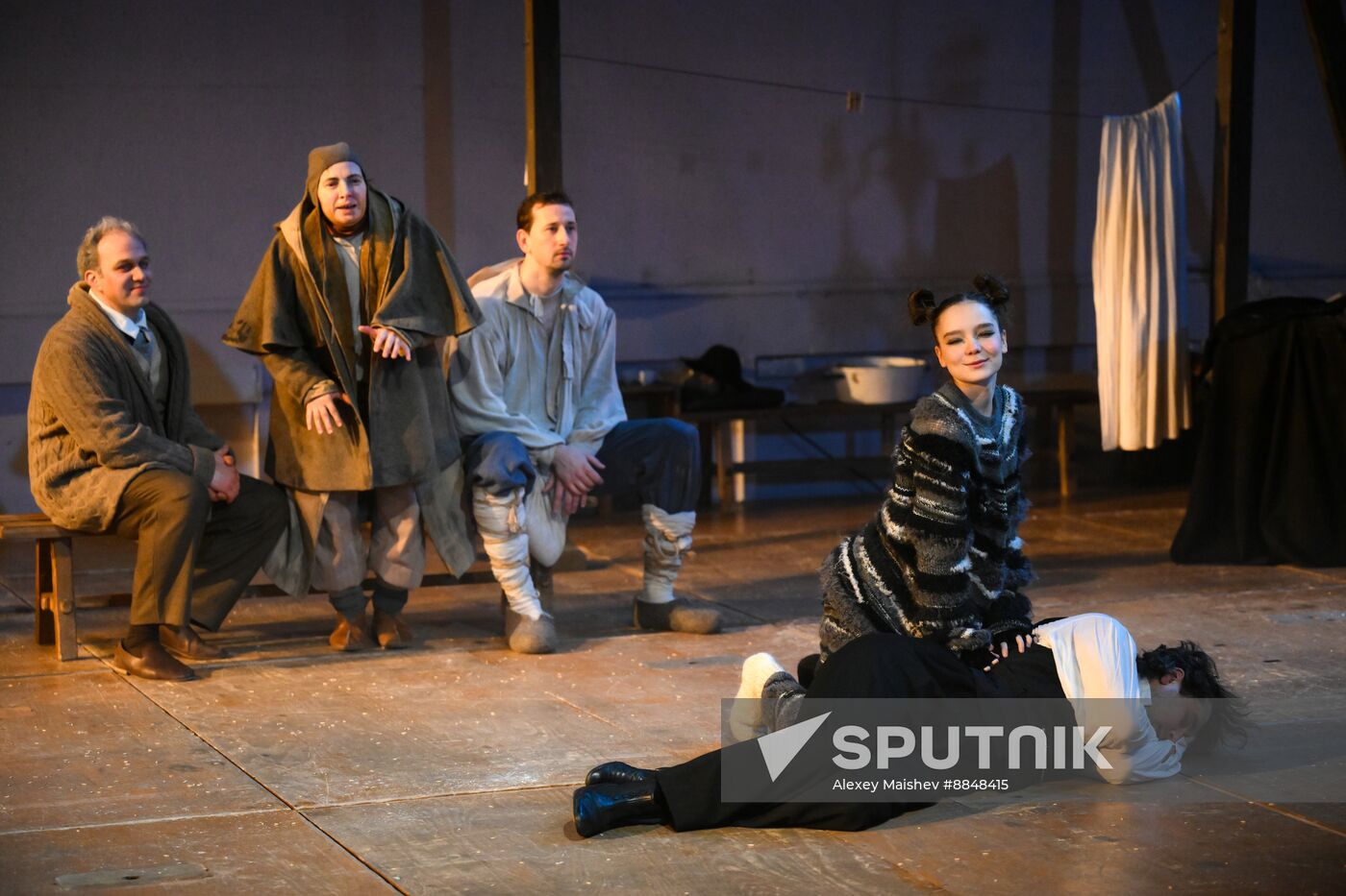 Russia Theatre Old World Landowners