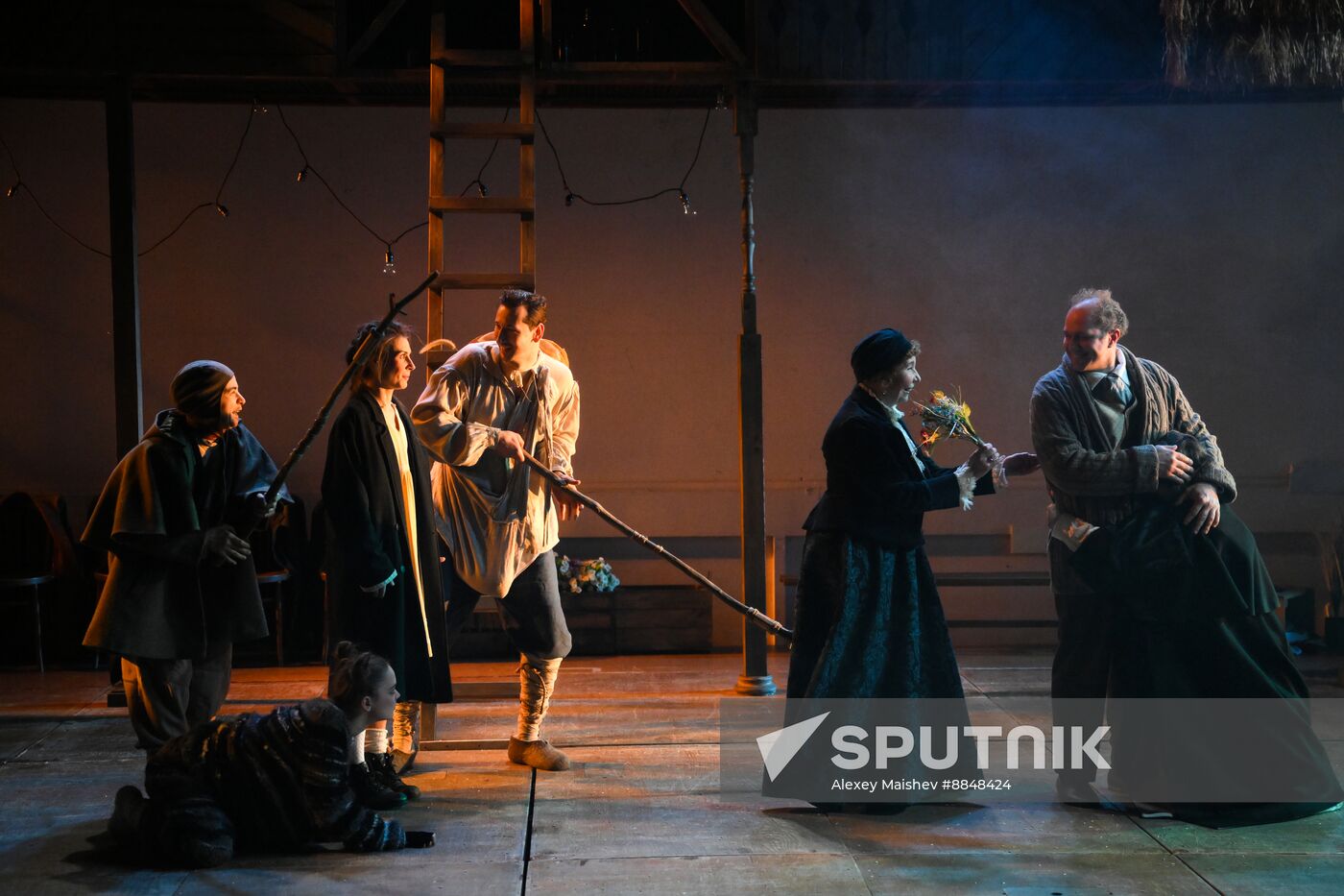 Russia Theatre Old World Landowners