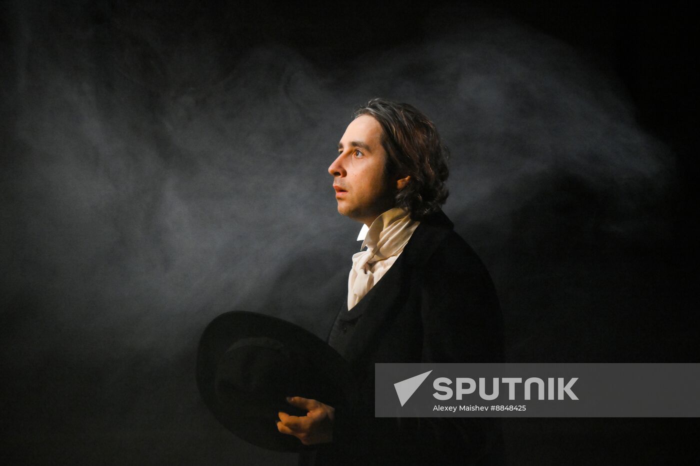 Russia Theatre Old World Landowners