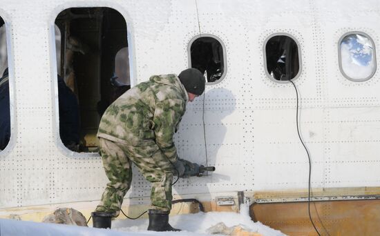 Russia Aircraft Emergency Landing Dismantling