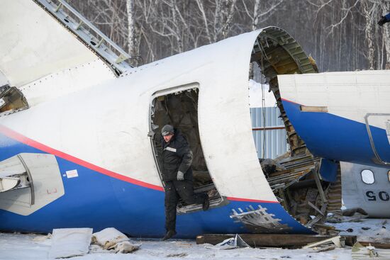 Russia Aircraft Emergency Landing Dismantling