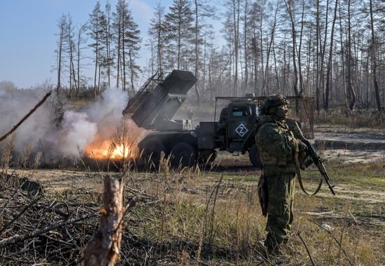 Russia Ukraine Military Operation Artillery Units