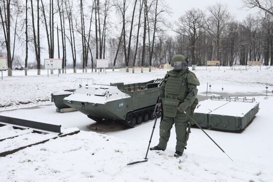 Russia Engineer Sappers Training