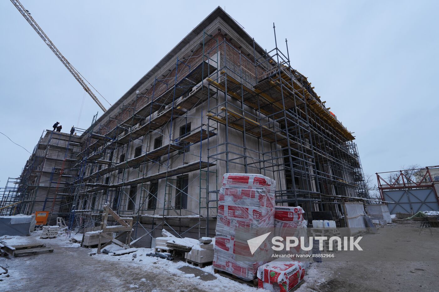 Russia DPR Theatre Rebuilding