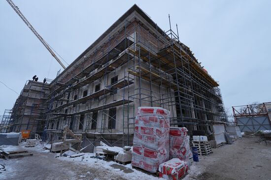 Russia DPR Theatre Rebuilding