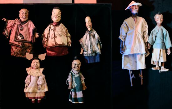 Russia Chinese Fairy Tales Puppets