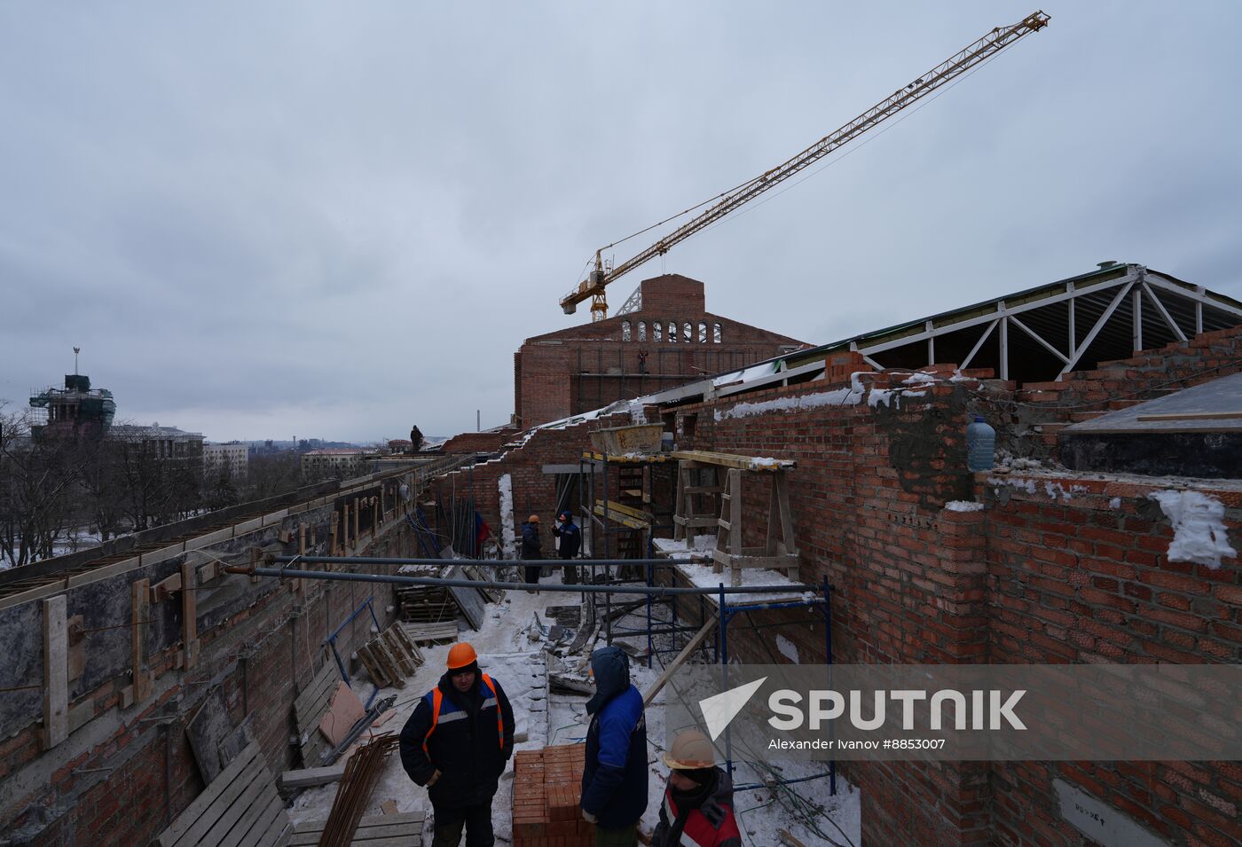 Russia DPR Theatre Rebuilding