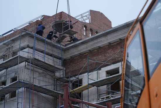 Russia DPR Theatre Rebuilding