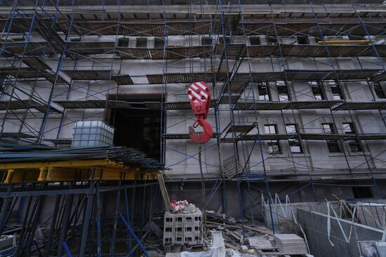 Russia DPR Theatre Rebuilding
