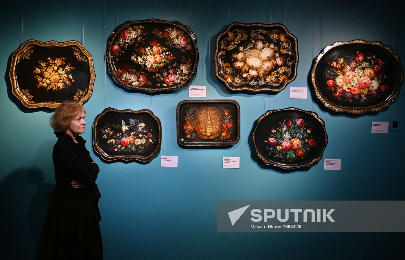 Russia Art Lacquer Painting Exhibition