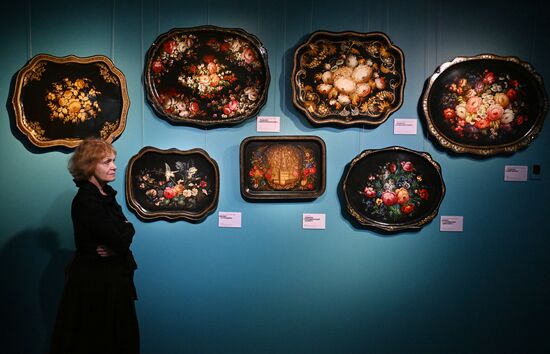 Russia Art Lacquer Painting Exhibition