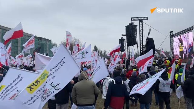 Polish farmers have taken to the streets of Gdansk to oppose the "green deal" proposed by the EU