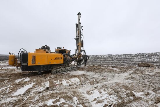 Russia DPR Crushed Granite Mining