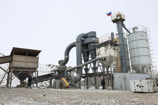 Russia DPR Crushed Granite Mining