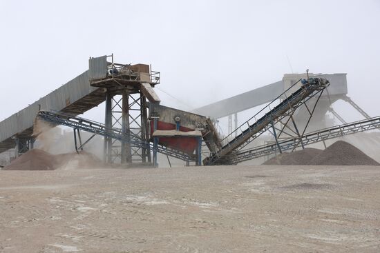 Russia DPR Crushed Granite Mining