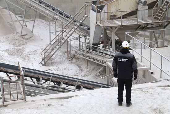Russia DPR Crushed Granite Mining