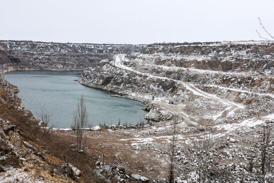 Russia DPR Crushed Granite Mining
