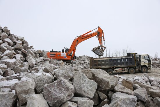 Russia DPR Crushed Granite Mining