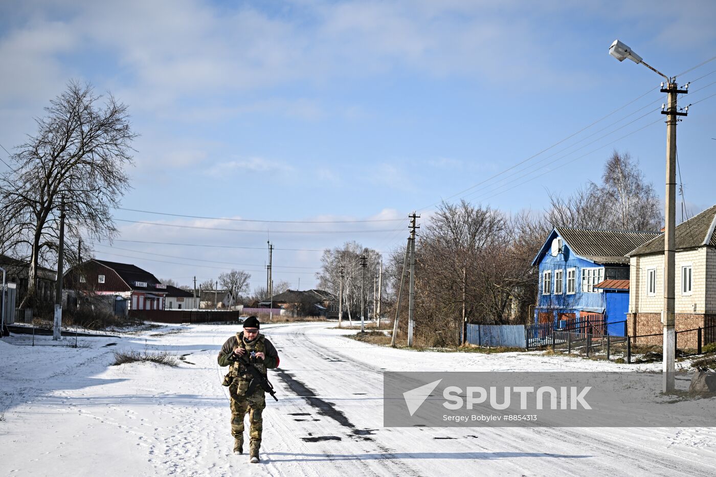Russia Ukraine Kursk Attack Humanitarian Aid